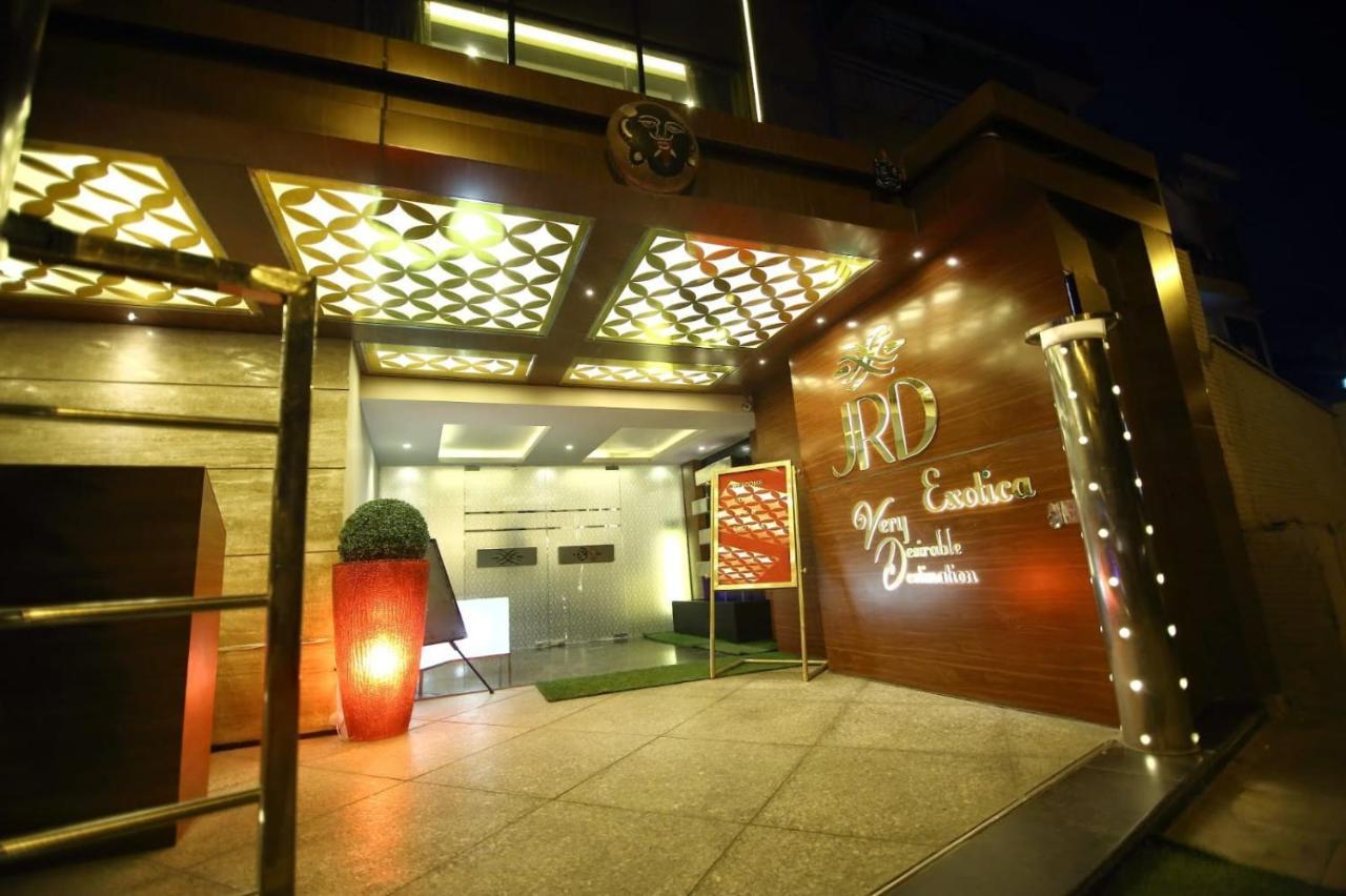 Hotel Jrd Exotica-Business Hotel Nowe Delhi Zewnętrze zdjęcie
