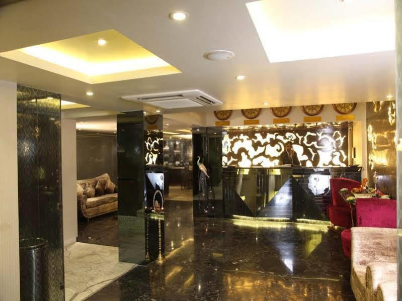 Hotel Jrd Exotica-Business Hotel Nowe Delhi Zewnętrze zdjęcie